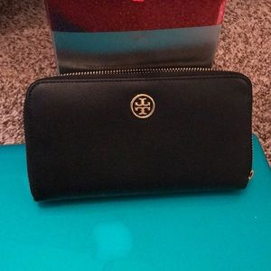 Tory Burch Robinson Zip Continental - Black